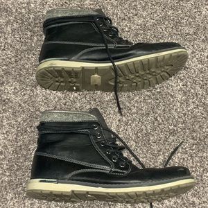 Men’s Boots size 9.5